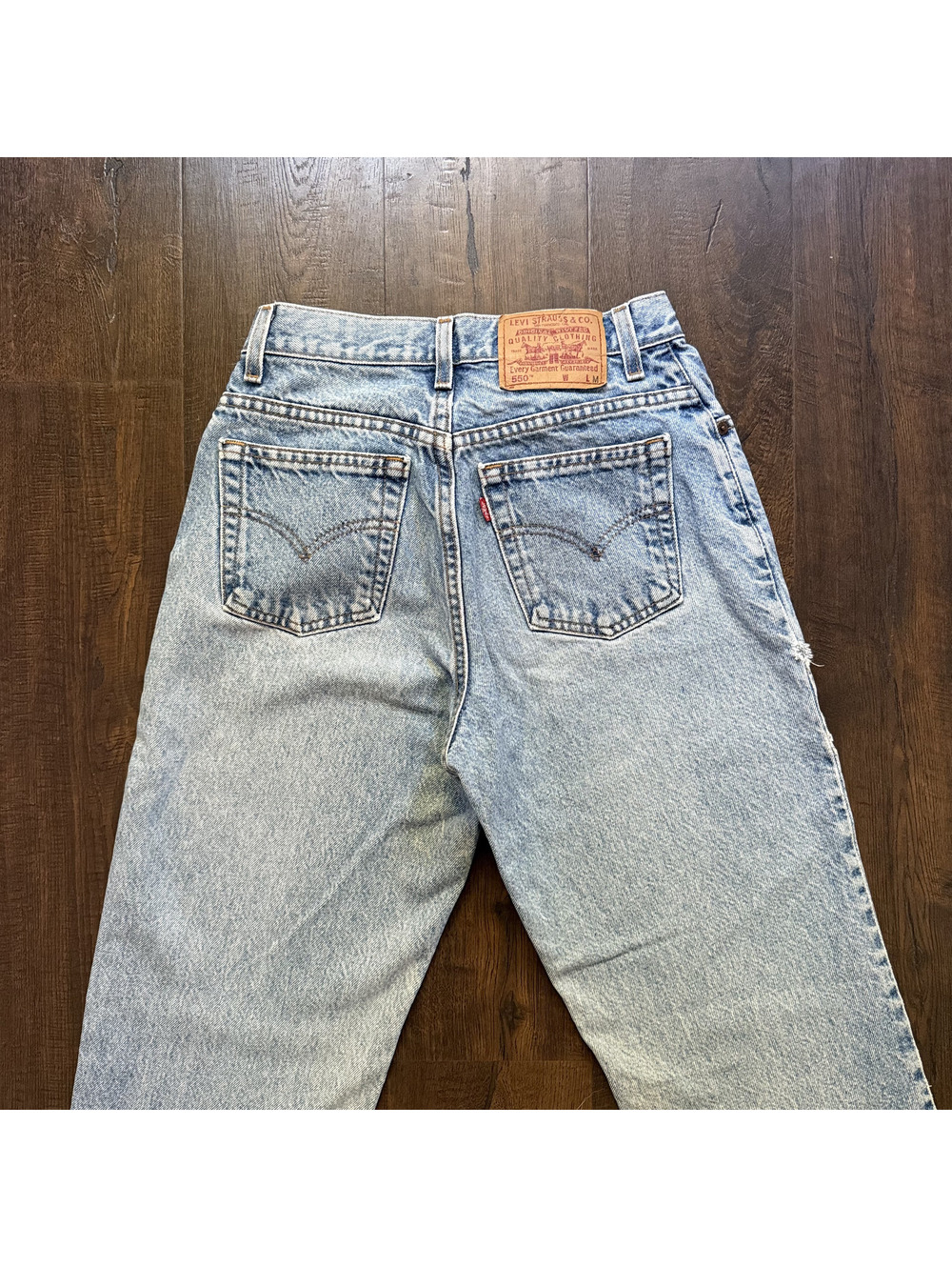 VTG Levi 550 Jeans 25x30 Sz6 Women Lightwash Cotton Retro Boho Hippie Festival